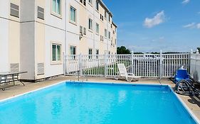 Motel 6-Seymour, In - North